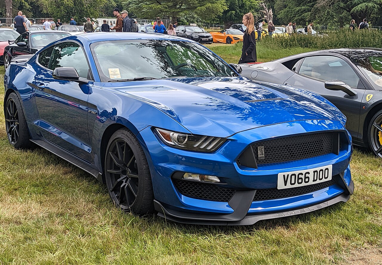 2016 Ford Mustang Shelby GT350, fabrikkapplikasjon for 5.2 Voodoo.