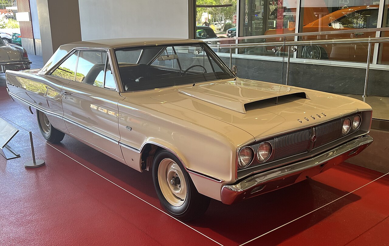 1967 Dodge WO23 Street Hemi Coronet i Petersen Automotive Museum.