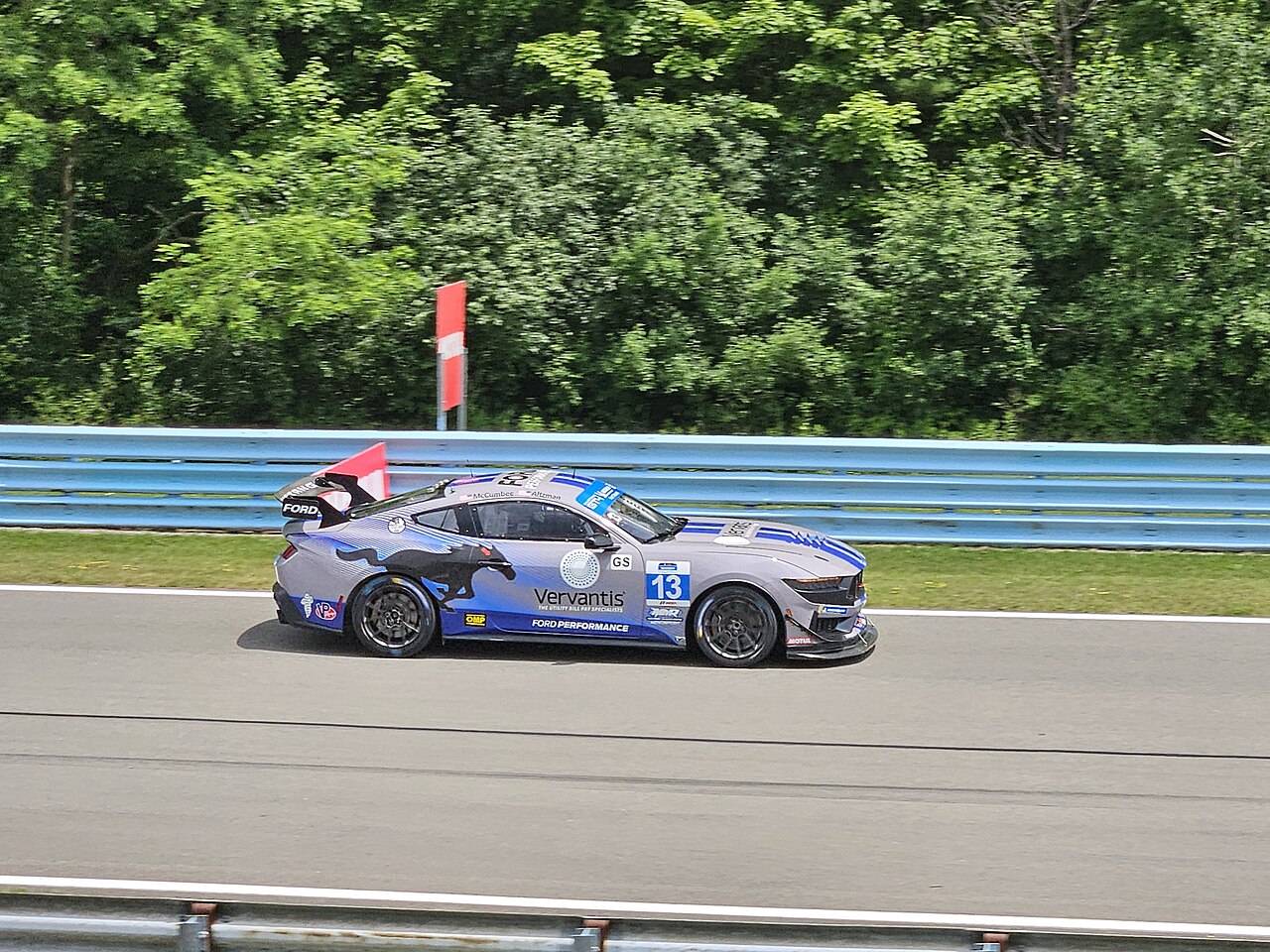 Mustang GT4