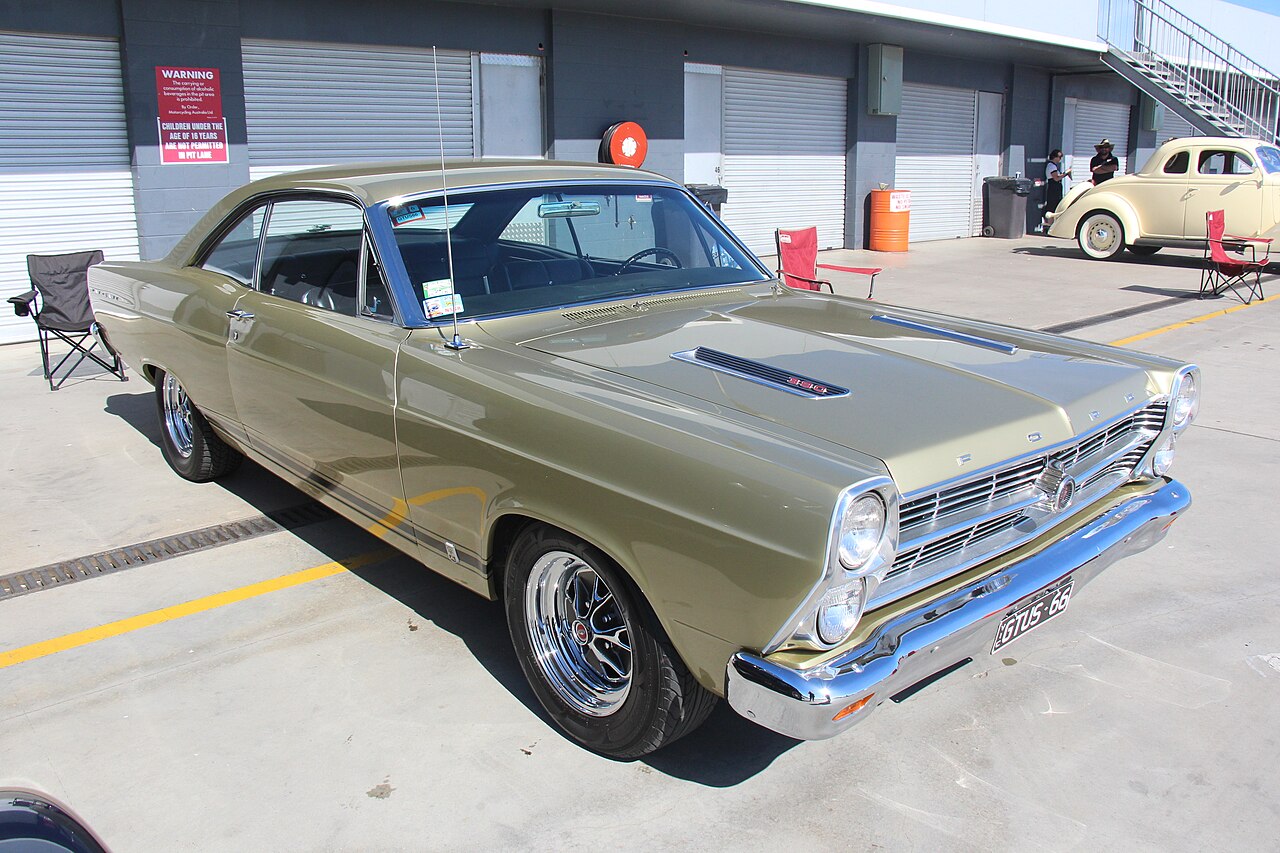 Ford Fairlane GTA