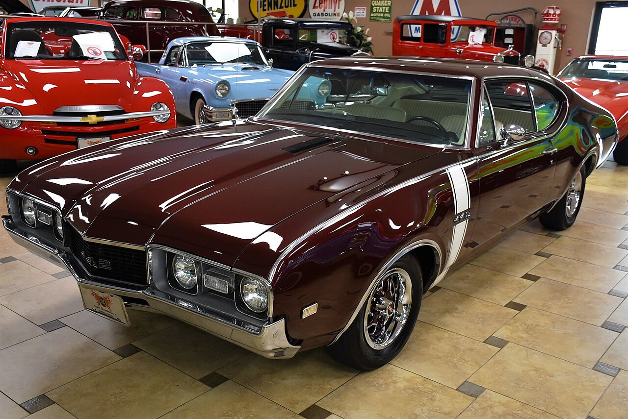 Oldsmobile 4-4-2