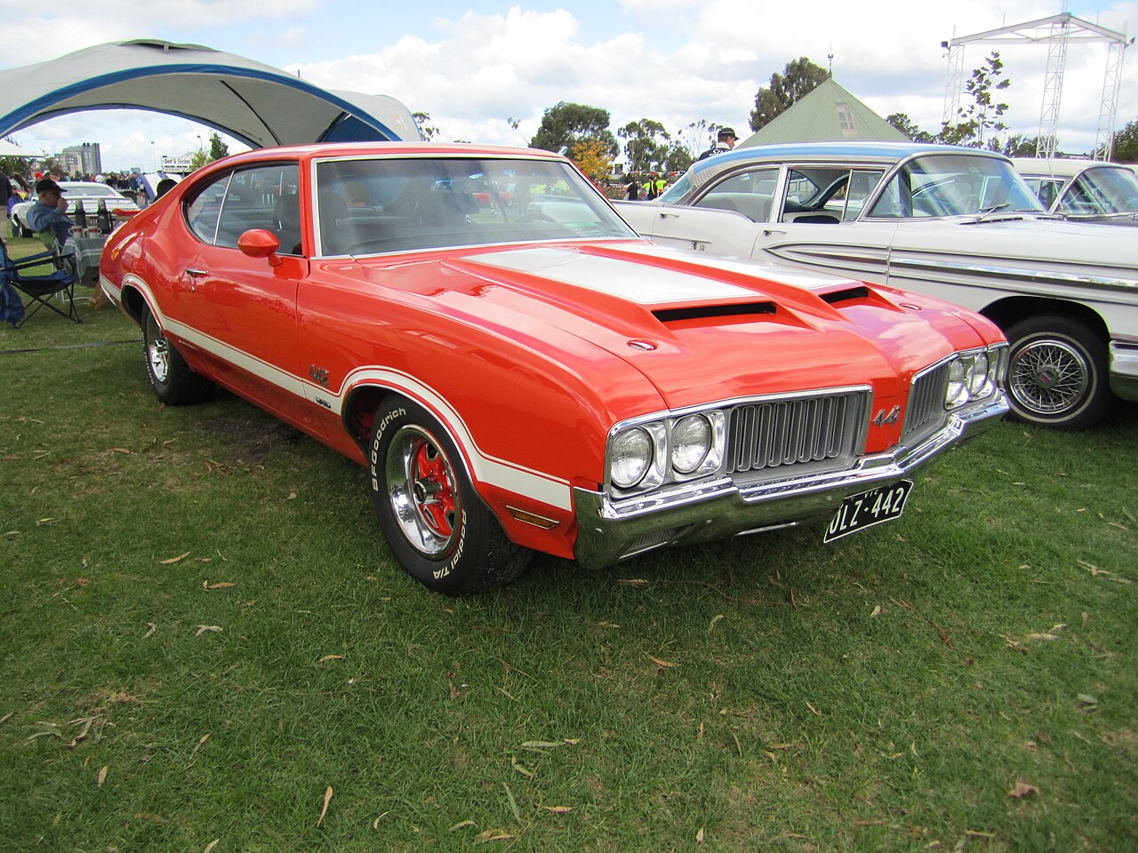 Oldsmobile 4-4-2 W30